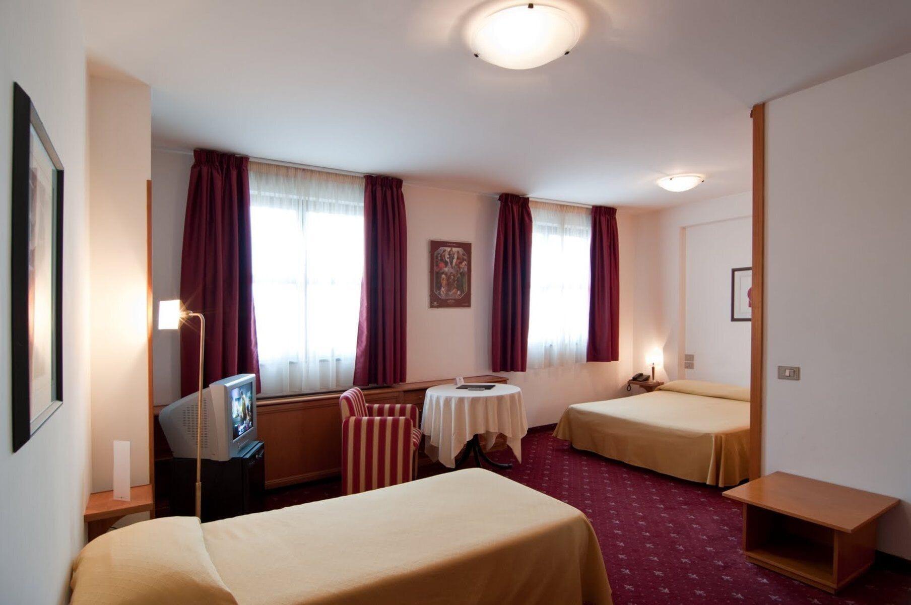 Hotel Perusia Перуджа Номер фото