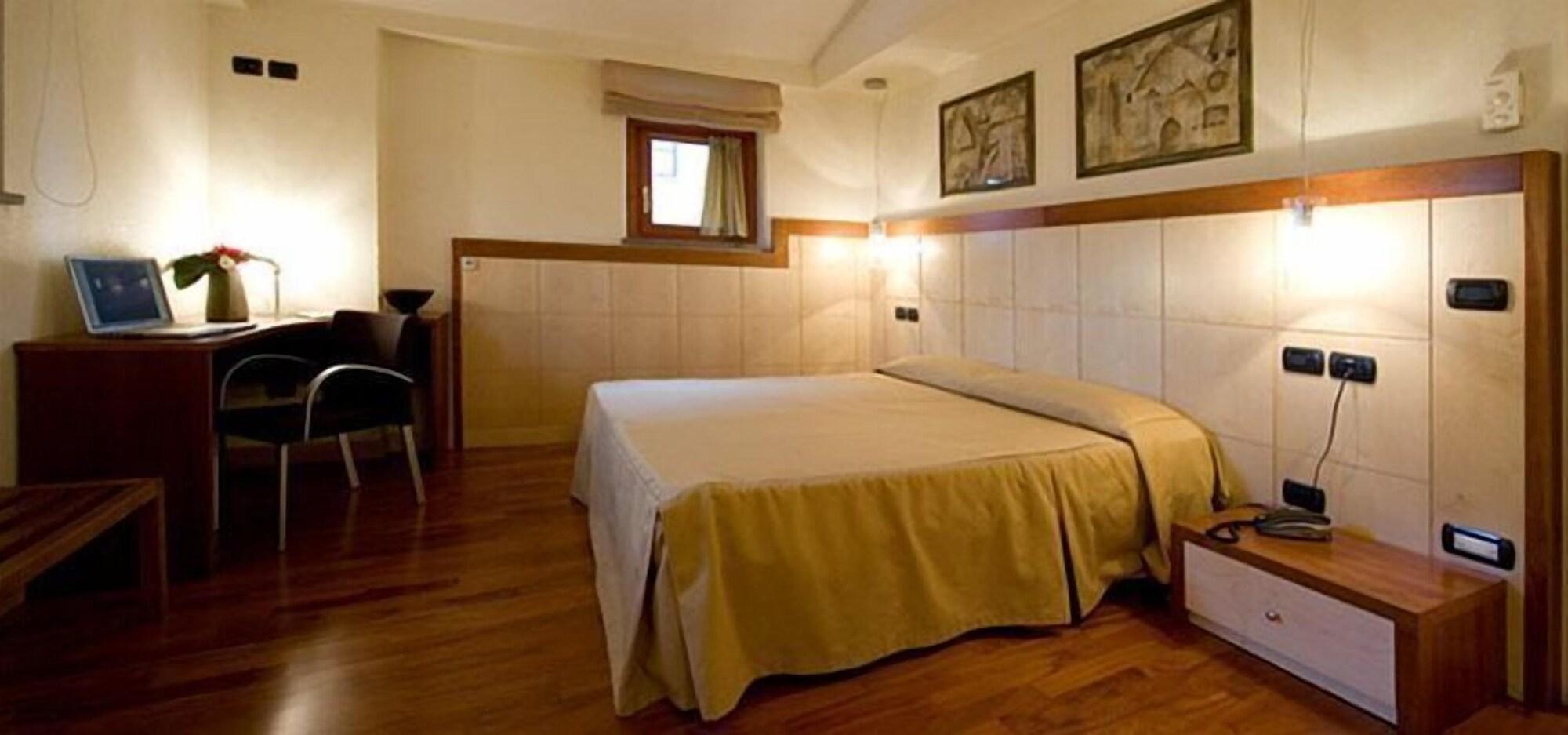Hotel Perusia Перуджа Экстерьер фото