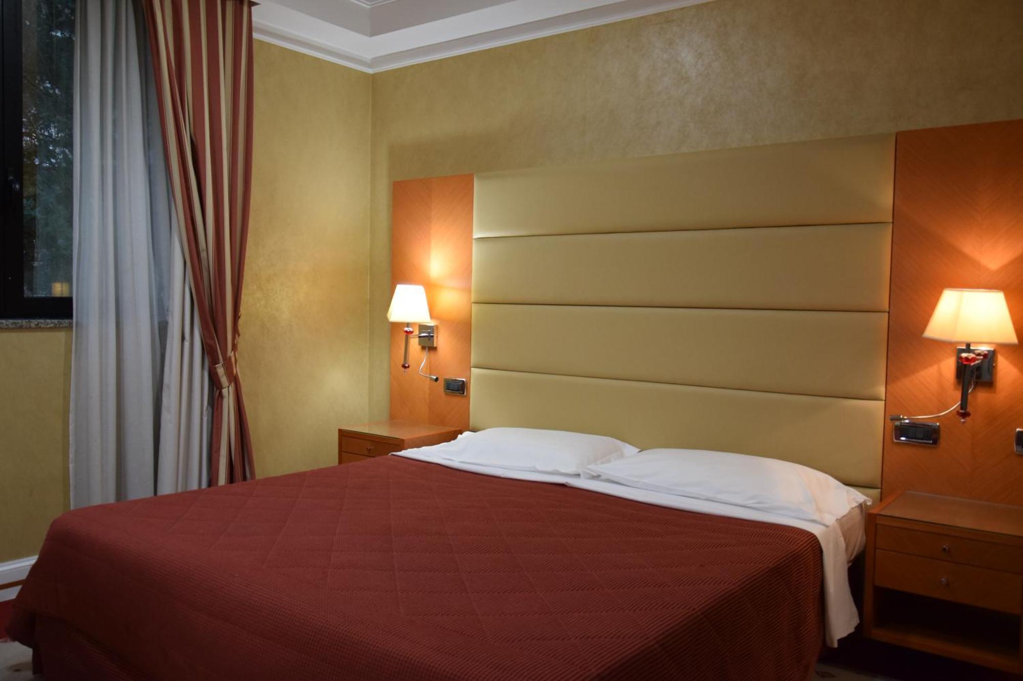 Hotel Perusia Перуджа Экстерьер фото