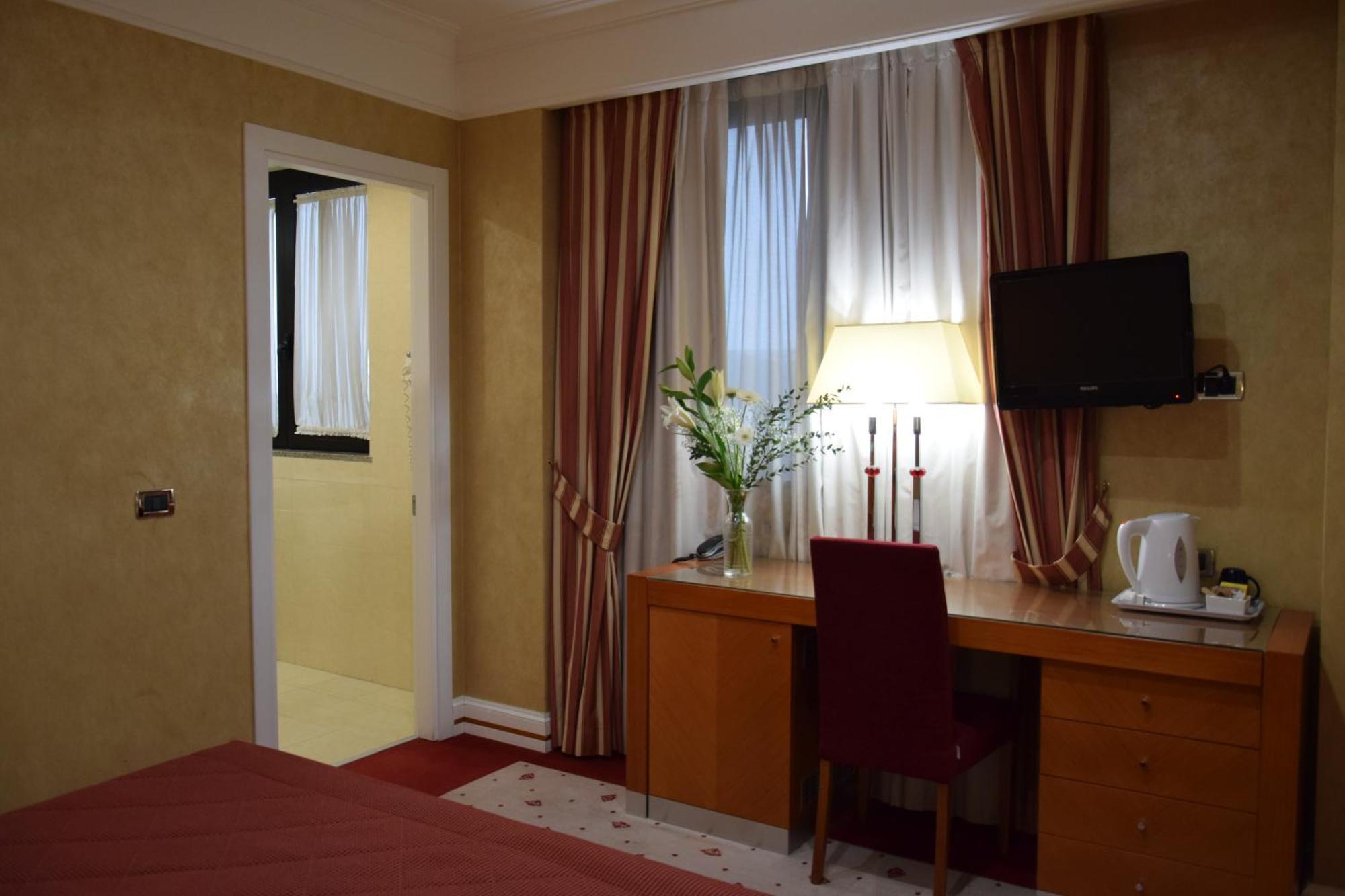 Hotel Perusia Перуджа Экстерьер фото