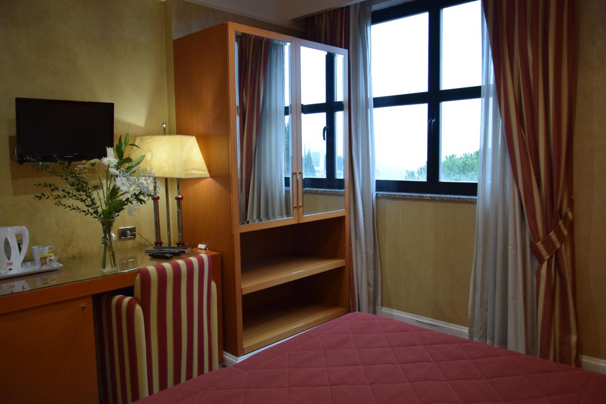 Hotel Perusia Перуджа Экстерьер фото