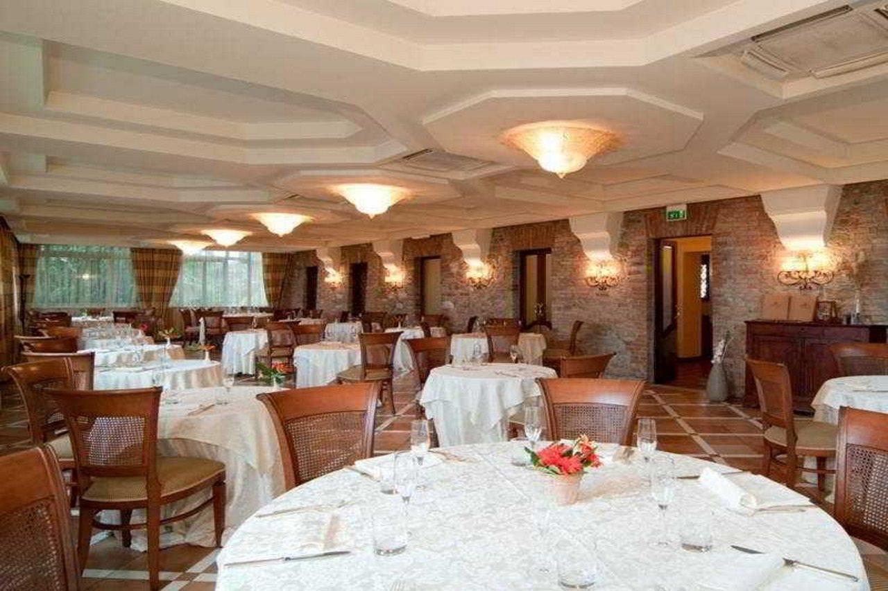 Hotel Perusia Перуджа Ресторан фото